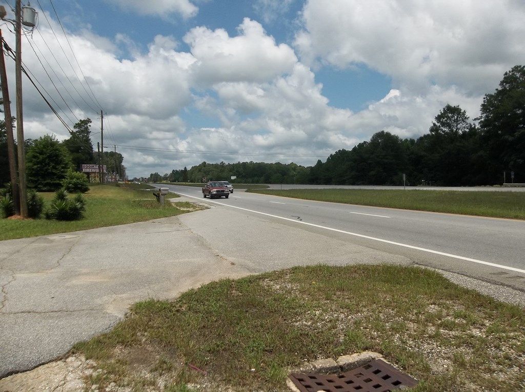 15605 Us Hwy 280, Smiths, AL 36877